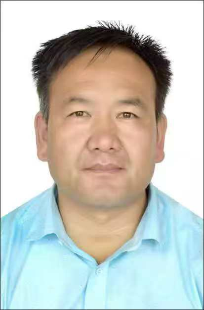 张万泰