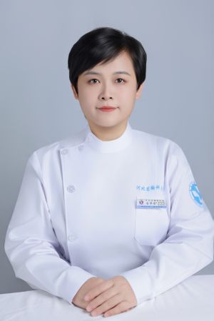 石华倩