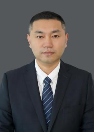 尹大龙